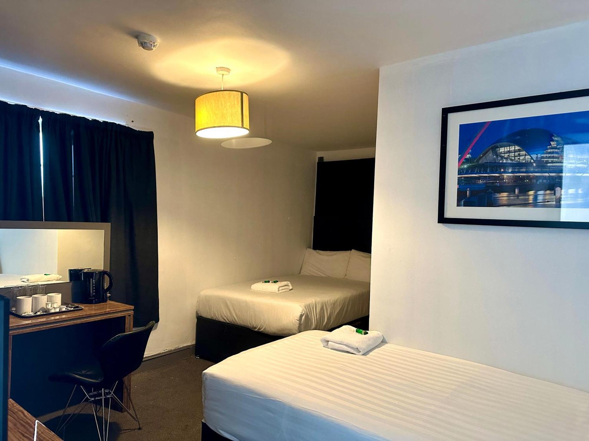 Hotel Express Newcastle Гейтсхед Екстериор снимка