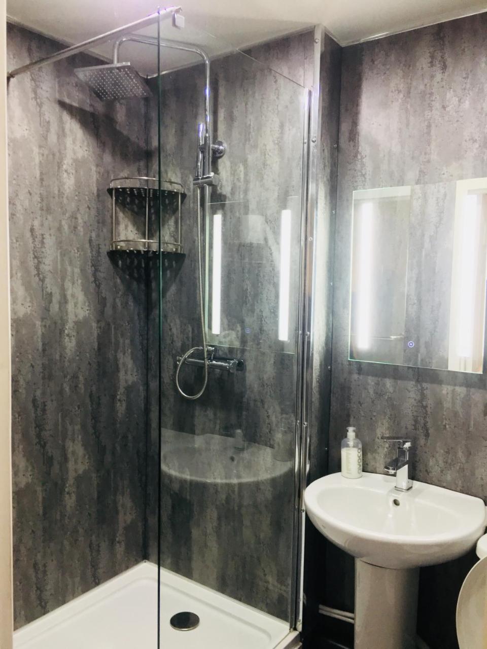 Hotel Express Newcastle Гейтсхед Екстериор снимка